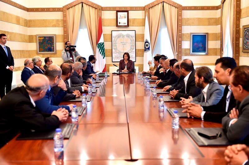 لقاء الوزيرة ريا الحسن برؤساء روابط المخاتير