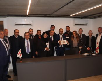 طابع المختار- تحية الى شهداء مرفأ بيروت